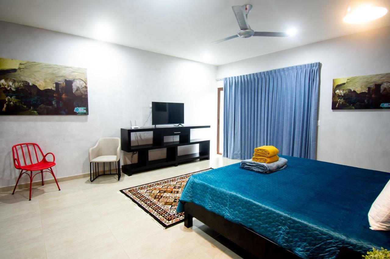 Hotel Casa Tortuga Tulum - Cenotes Park Inclusive Exterior foto A bedroom in a house in India